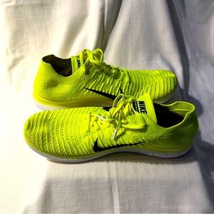 Nike Free RN Flyknit